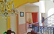 Chandelier in Dining Room Chandelier in Dining Room