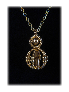 MiniSCPhGoldwithChainFEATHERED.jpg MiniSCPhGoldwithChainFEATHERED.jpg