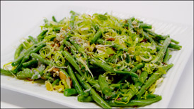 Green Beans Almondine with Crispy Leeks Green Beans Almondine with Crispy Leeks